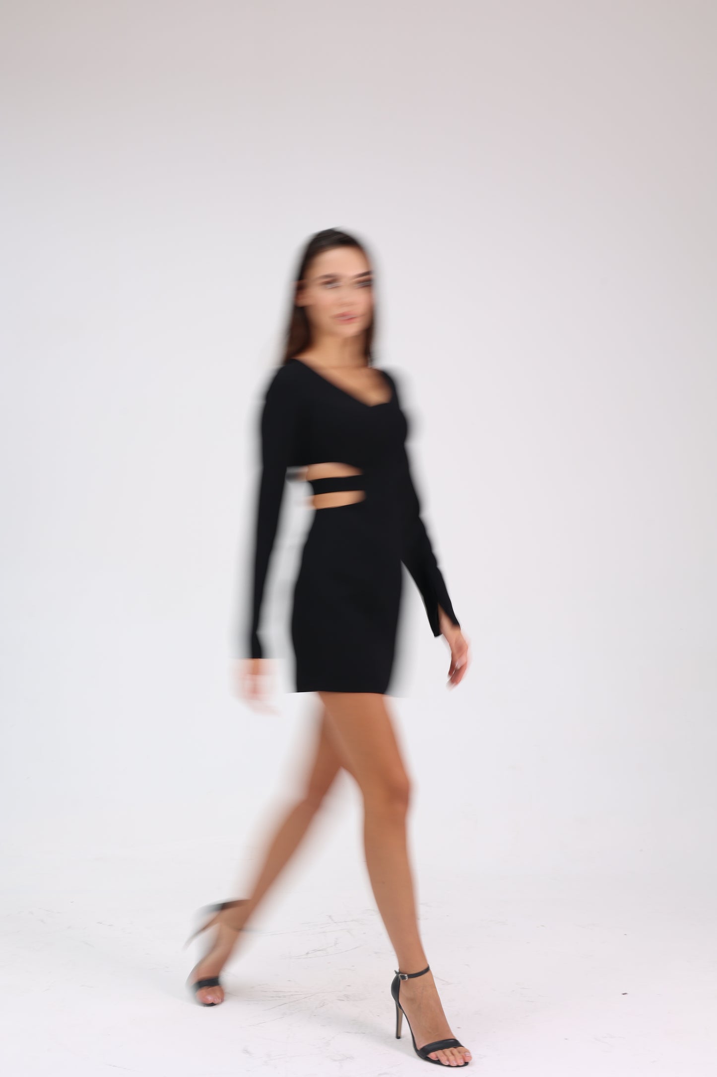 Black Elegance - Siyah Mini Gece Elbisesi