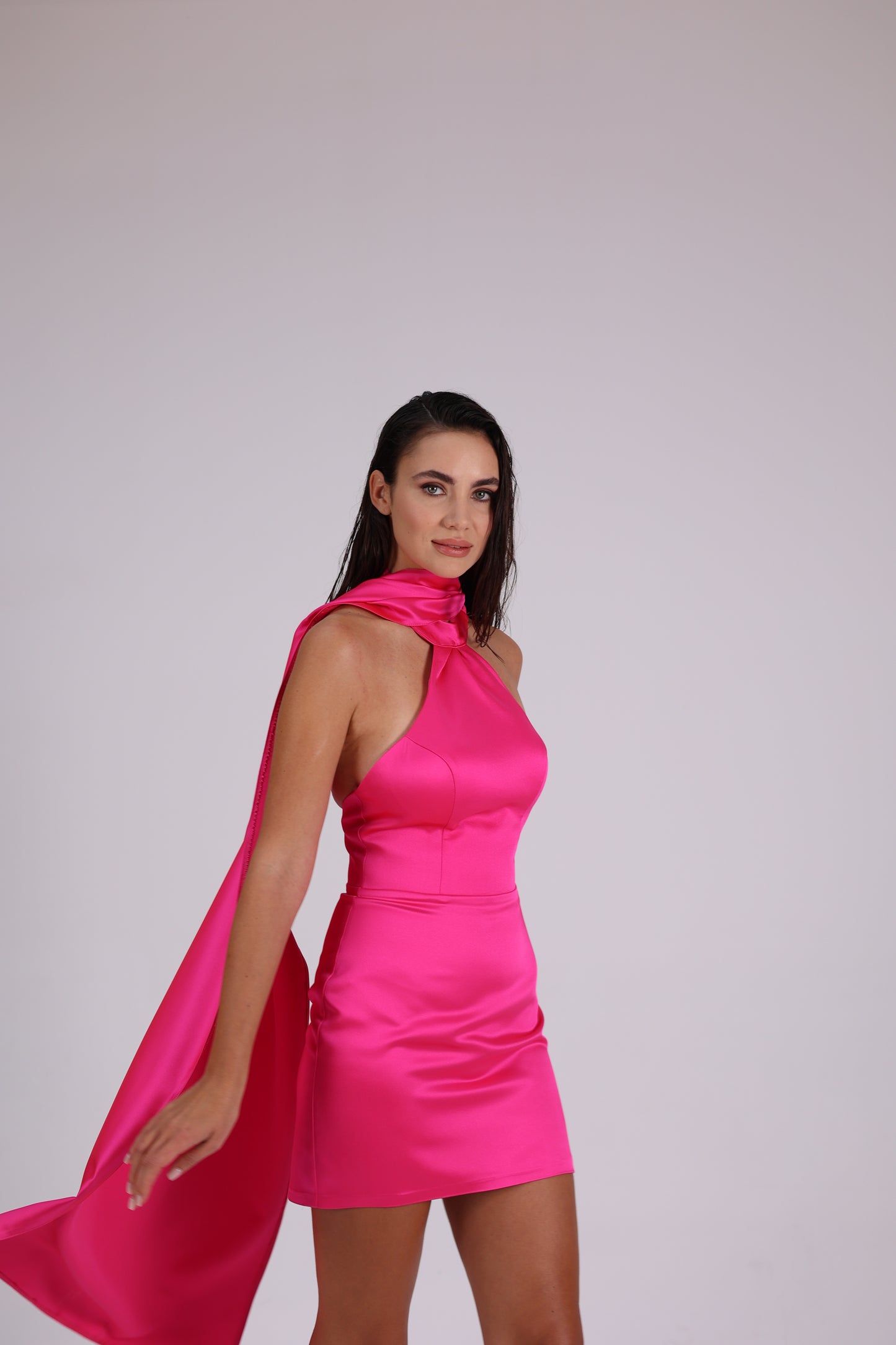 Efsun - Pembe Saten Gece Elbisesi