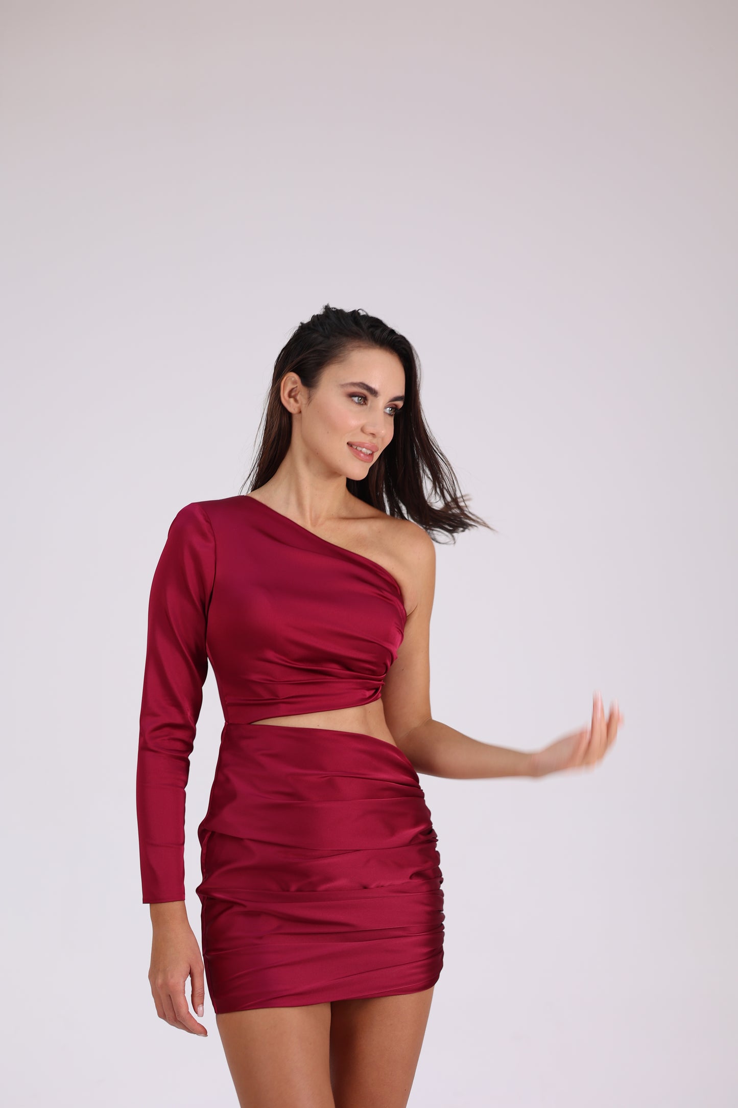 Velvet Cherry - Vişne Rengi Drapeli Gece Elbisesi